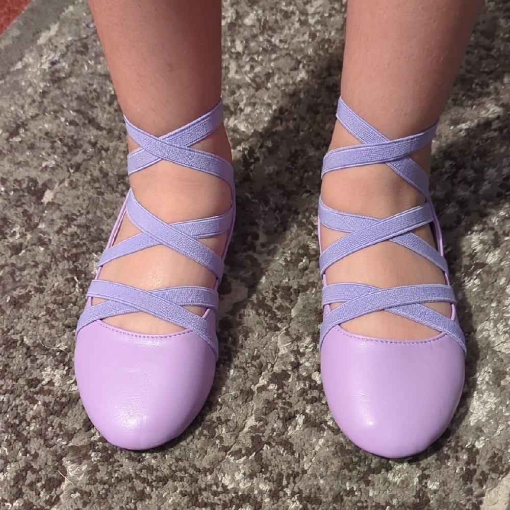 Twisted Lavender Flats with Straps